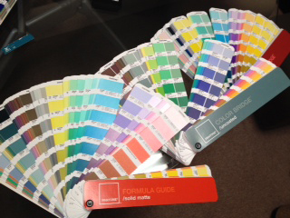 PANTONE(R)の熊本のお問合せいつでもどうぞ♪ PANTONE(R)の熊本のお問合せいつでもどうぞ♪