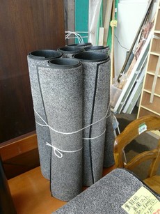 玄関マットと廃棄。