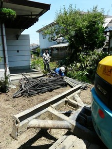 解体現場と猛暑と労働老人