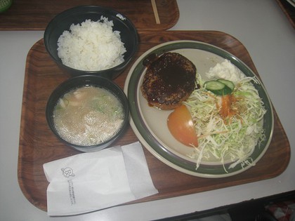 ハンバーグ定食