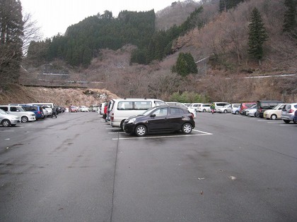 本屋敷駐車場