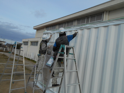 年始の仕事は香川(コンテナ遮熱塗装)&熊本(工場塗装)~明けましておめでとうございます2017~宮本建装