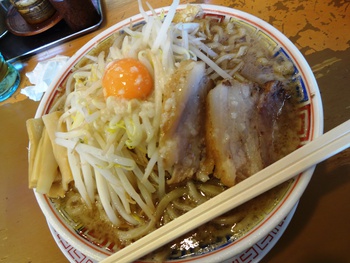 腹が減ったらジロリアン（太一）からの熊本ラーメン（大黒）