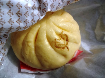 マーボーカレーマンで小腹対策(セブンイレブン)