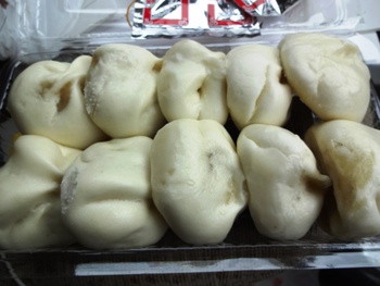 小籠包も大量には無理ね(基山PA)