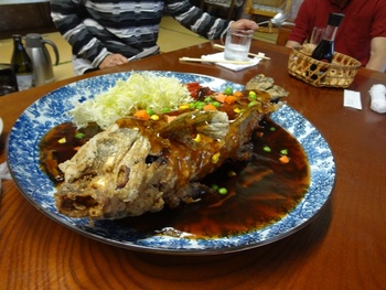 鯉料理を喰らい祭りへ