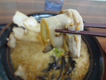 山ちゃん♪でチャーシュー麺を喰らう♪
