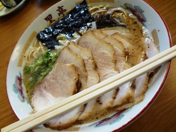 黒亭力合店でチャーシュー麺を喰らう♪
