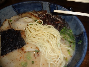 えぼし屋でチャーシュー麺を喰らう♪