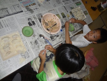 子供と海老餃子作る℃~