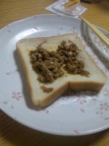 納豆パン