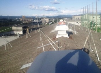 屋根遮熱塗装工事開始!