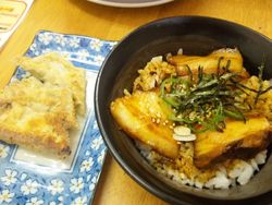 継ぎ足し とんこつ 二刀流さん