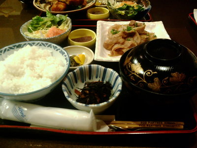 水道町 和食ととや さん で お昼のランチ♪