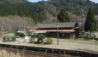 Ｎゲージ・ローカル線の小型駅舎