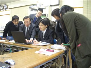 見てください、この真剣さ!