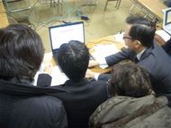 この写真からも、上通の皆さんのブログへの意欲が伝わります。