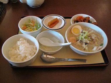 じゃーん。これが中華定食です!