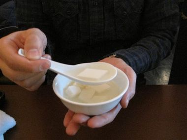 締めはさっぱり甘い・杏仁豆腐ですよね。