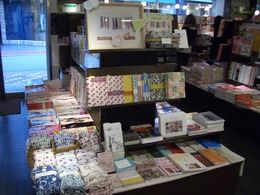 季刊サルビア企画『ふわゆらマフラー』展開中！