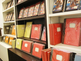「スクラップブックの楽しみかた展」♪