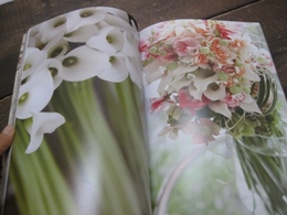 花雑誌 『FLOWBULOS』 取扱いはじめました。