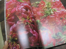 花雑誌 『FLOWBULOS』 取扱いはじめました。