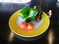 トマト　に　ピーマン 2015/07/02 19:40:46