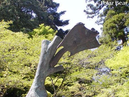 高尾山を登ってきました(^ー^* その3「ムササビ」の彫像が