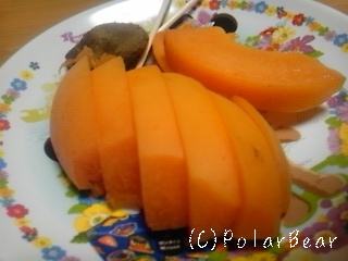 ううぅ～（T T、数年ぶりでございます。あんずを食べました♪