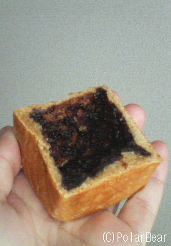 チョコキューブという不思議な可愛らしいパンを