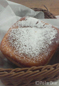 クリームチーズとりんごが入った【ふわりん】です☆=