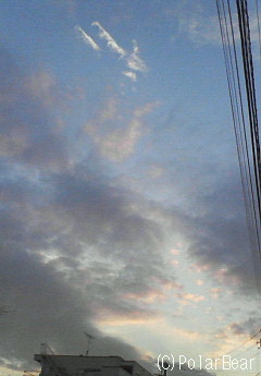 雲は秋の雰囲気に