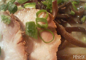 熊本ラーメンを食べました♪