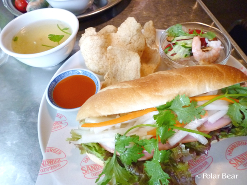 『バインミー（bánh mì）』美味しかったです☆＝