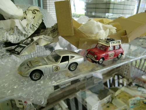 1/43 ミニクーパーS /TOYOTA 2000GT お宝(笑)