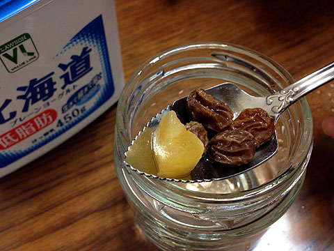 手作りヨーグルトで腸まで届く乳酸菌