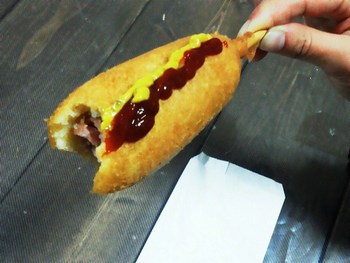 やっとトランポリンを見学できました。