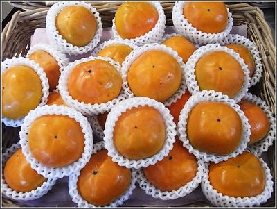 福岡の西村早生柿が入荷しました