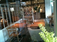大人な 「cafe nid」