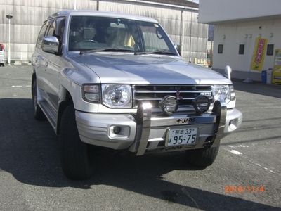 パジェロ入庫しました。