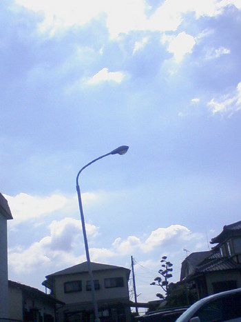 今日の空(□。□-) フムフム