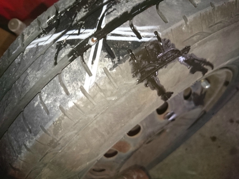 軽自動車の安全パンク修理 軽自動車の安全パンク修理