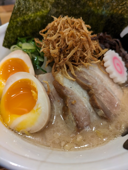 鹿児島ラーメン　薩摩しむじゃ