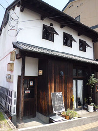「さんぽカフェ」は、球磨川の景色とせせらぎに癒されます