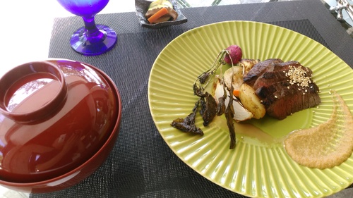 素敵なお庭と美味しい料理