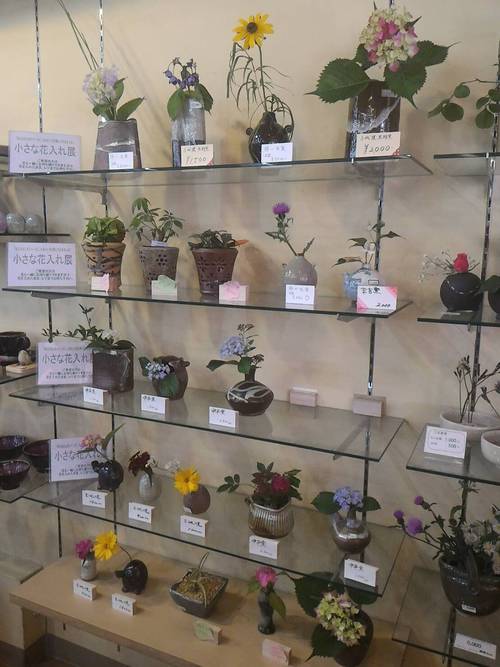 花しょうぶまつり窯元展~小さな花入れ展~ 花しょうぶまつり窯元展~小さな花入れ展~