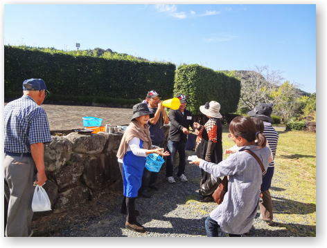 古墳の里窯元展 初日 くじの様子 古墳の里窯元展 初日 くじの様子