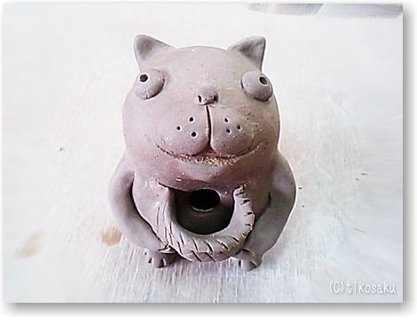 ゼンマイしっぽの猫ちゃん