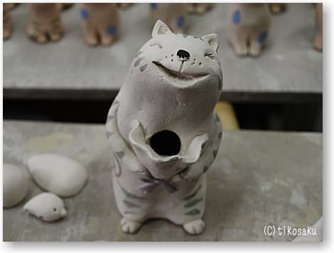 猫ちゃんに絵付けしました